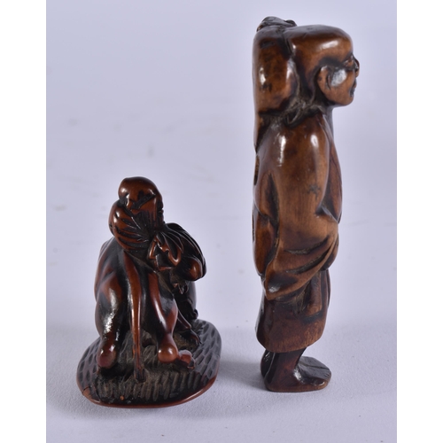 2021 - TWO 18TH CENTURY JAPANESE EDO PERIOD CARVED WOOD NETSUKES. Largest 8 cm long. (2)