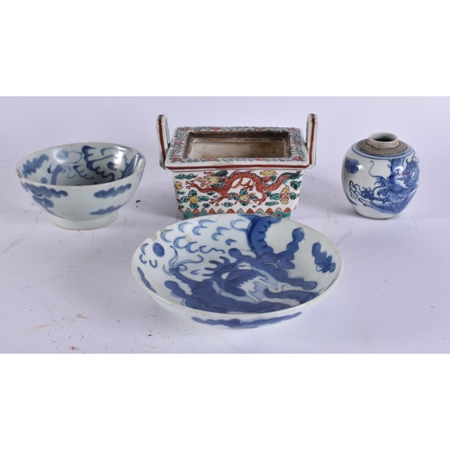 2039 - A CHINESE QING DYNASTY BLUE AND WHITE PORCELAIN DRAGON DISH together with other porcelain. Largest 1... 