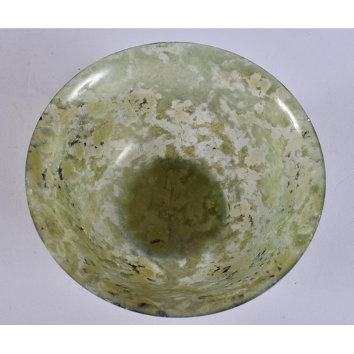 2094 - AN EARLY 20TH CENTURY CHINESE MOSS AGATE BOWL Late Qing/Republic. 14 cm wide.