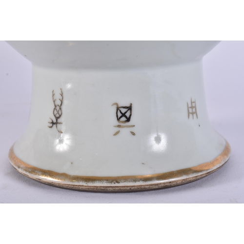 2121 - AN EARLY 20TH CENTURY CHINESE FAMILLE ROSE PORCELAIN KAMCHENG BOWL AND COVER painted with flowers. 2... 