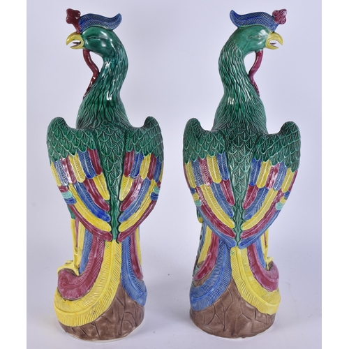 2125 - A LARGE PAIR OF EARLY 20TH CENTURY CHINESE PORCELAIN HOHO BIRDS Late Qing/Republic. 40 cm high.