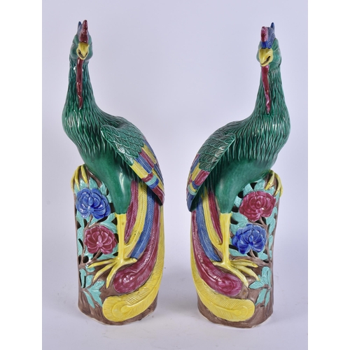 2125 - A LARGE PAIR OF EARLY 20TH CENTURY CHINESE PORCELAIN HOHO BIRDS Late Qing/Republic. 40 cm high.