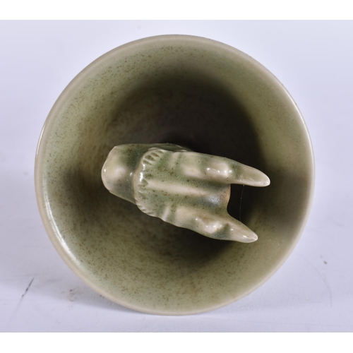 2166 - A CHINESE PORCELAIN DRAGON TEABOWL. 8.5 cm wide.