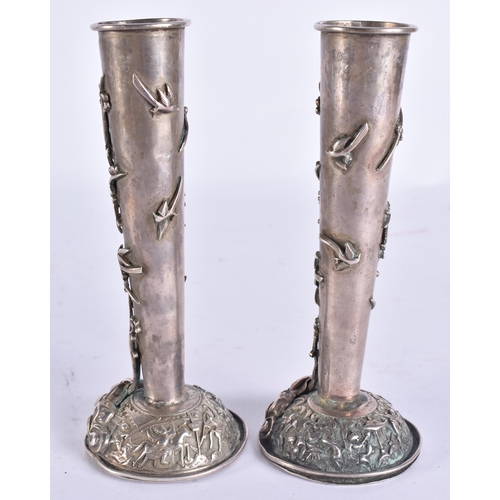 2199 - A PAIR OF 19TH CENTURY CHINESE EXPORT SILVER VASES Qing. 467 grams overall. 14.5 cm high.