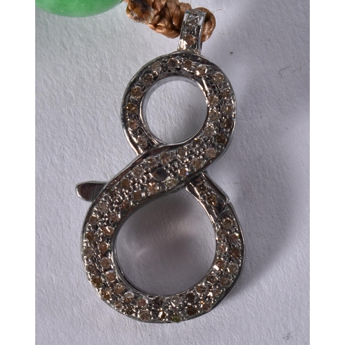 2314 - A CHINESE DIAMOND AND JADEITE NECKLACE. 160 grams. 60 cm long.