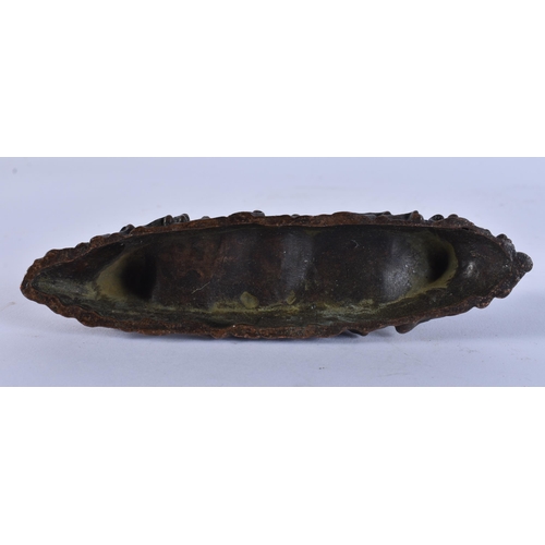 2354 - A JAPANESE BRONZE SCHOLAR GROUP . 280 grams. 15.5 cm x 5.5 cm.