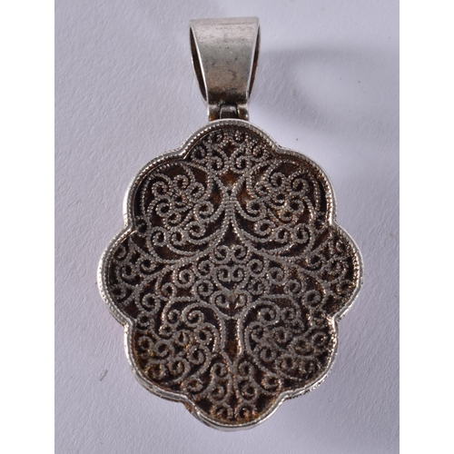 2413 - A CHINESE PENDANT. 31.7 grams. 5 cm x 3 cm.