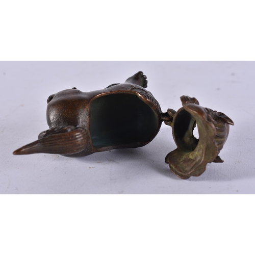 2416 - A JAPANESE BRONZE BEAST CENSER. 122 grams. 5.25 cm x 7 cm.