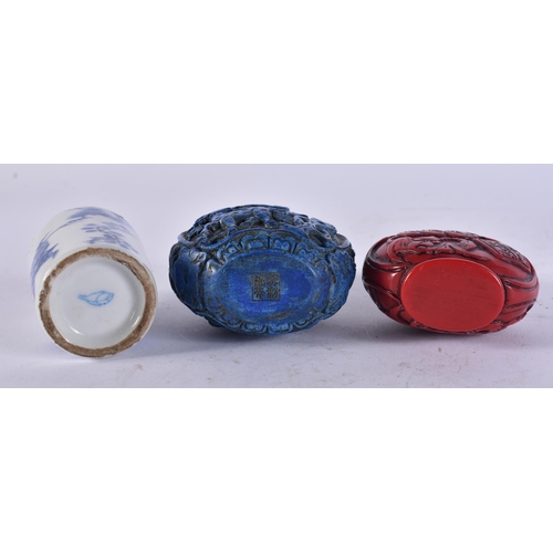 2423 - THREE CHINESE SNUFF BOTTLES. 9 cm high. (3)