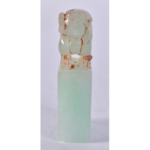 2445 - A CHINESE JADE SEAL. 69 grams. 6.25 cm x 2.5 cm.