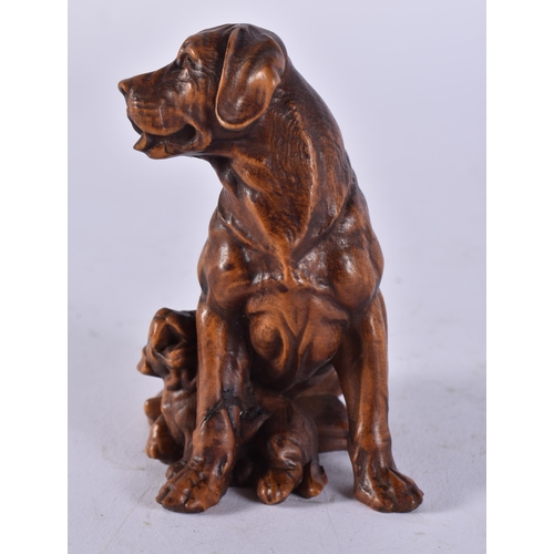 2452 - A JAPANESE CARVED DOG. 63 grams. 8 cm x 5.5 cm.