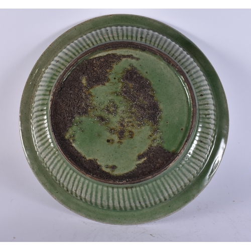 2502 - A 17TH/18TH CENTURY CHINESE LONGQUAN CELADON DISH. 30 cm wide.