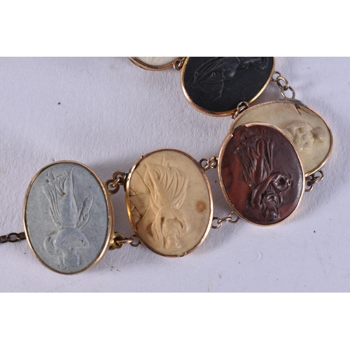2586 - AN ANTIQUE GOLD GRAND TOUR LAVA STONE CAMEO BRACELET. 10.5 grams. 17 cm long.