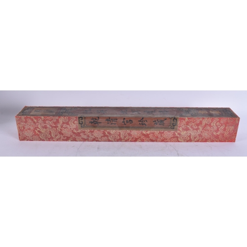 2701 - A SEALED CHINESE SCROLL. Box 62 cm long.