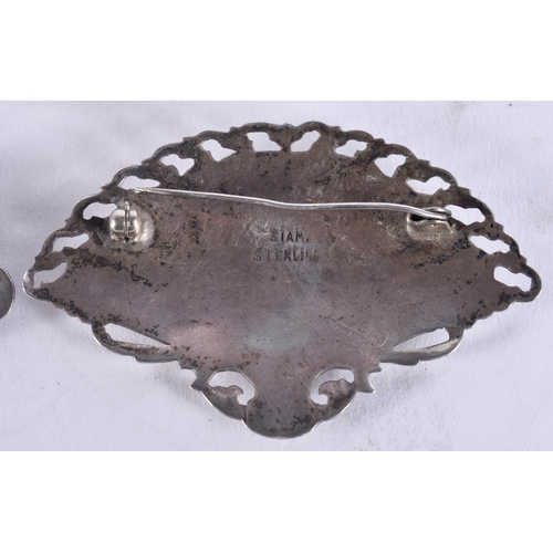 2708 - ASSORTED THAI SILVER NIELLO JEWELLERY. 87 grams. (3)