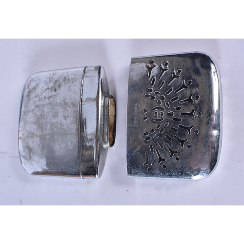 3011 - A vintage metal handheld metal pocket warmer together with 2 Casio 7700GH calculators a Seiko pocket... 