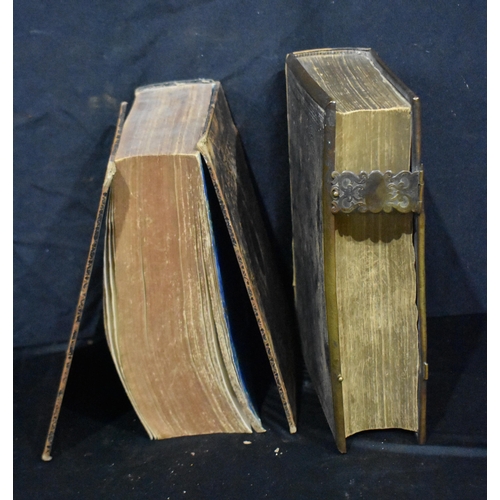 3021 - Old & New Testaments Bible by Rev John Brown together with another Bible 34 x 28cm (2)