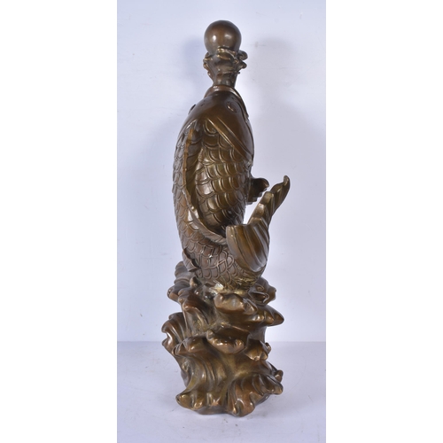 3040 - A large Chinese bronze Carp 40cm