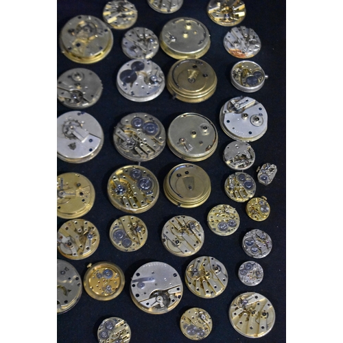 3078 - A collection of pocket watch faces and workings (Qty)