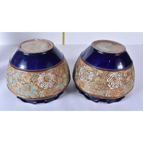 3152 - A collection of Royal Doulton stoneware items Jardinieres, teapot, vase etc 32cm (5)