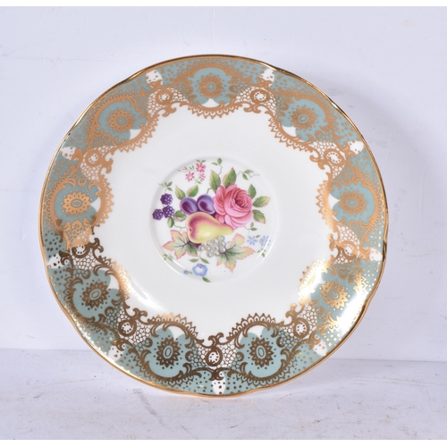 3202 - A collection of Paragon tea cups and saucers 6.5 x 13.5cm (6)