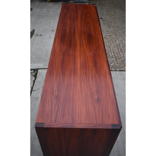 3257 - A Faarup Mobelfabrik sideboard designed by Kofod Larsen 73 x 183 x 47 cm