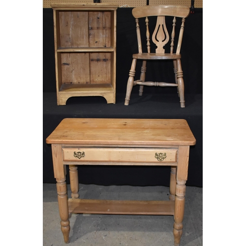 3321 - A vintage Pine one drawer table together with a Pine bookcase/shelf unit and a chair; table 74 x 85 ... 