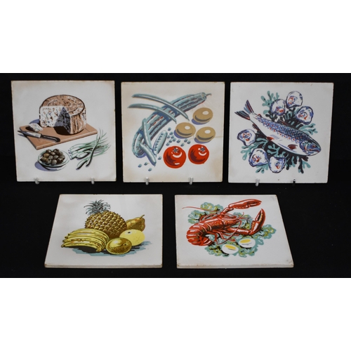 3381 - A collection of vintage Richards ceramic Tiles 15 x 15cm (5)