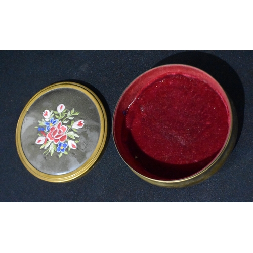 3409 - A collection of Gresley earthenware including Mow Tan together with a silver rimmed bowl and a small... 