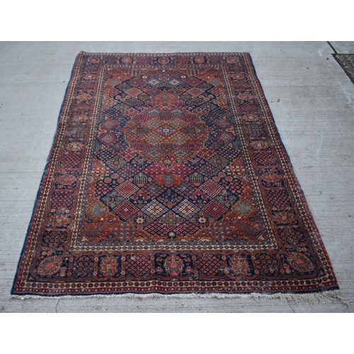 3415 - A Persian Kashan rug 206 x 130cm