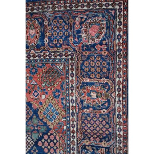 3415 - A Persian Kashan rug 206 x 130cm