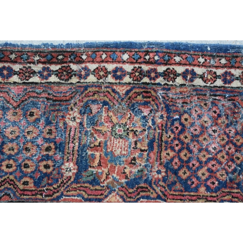 3415 - A Persian Kashan rug 206 x 130cm