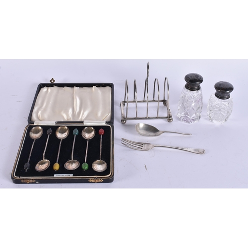 125 - A COLLECTION OF SILVERWARE. Weighable silver 140 grams. (qty)