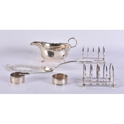 871 - ASSORTED SILVERWARE including a fish slice. 495 grams. (qty)