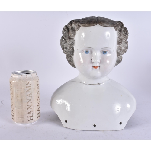 92 - A VERY UNUSUAL 19TH CENTURY ENGLISH PORCELAIN SHOULDER BUST. 25 cm x 15 cm.