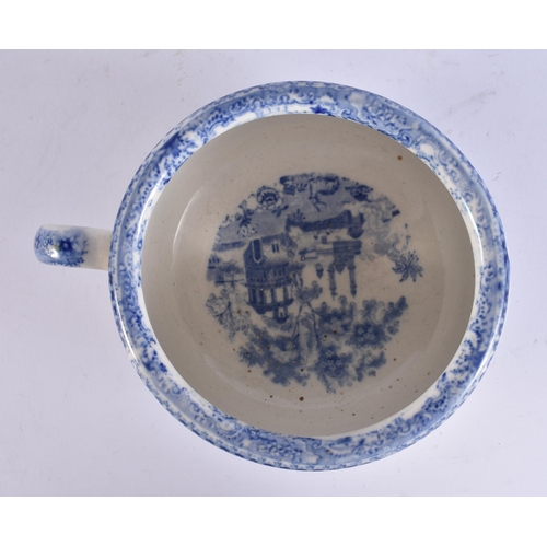 98 - AN UNUSUAL 19TH CENTURY ENGLISH BLUE AND WHITE POTTERY VOMIT POT SPITTOON. 19 cm wide.