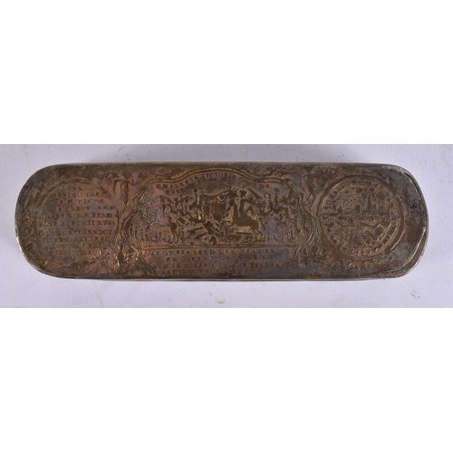 122 - AN 18TH CENTURY EUROPEAN BRASS TOBACCO BOX. 16 cm x 5 cm.