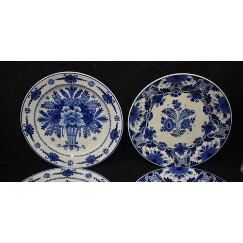 3912 - A collection of early 20th century Dutch delftware pottery (largest 25cm). (10)