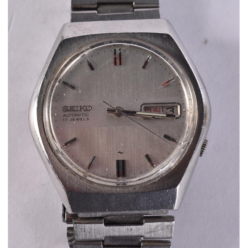 Lot 1097      