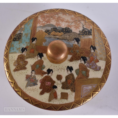 2536 - TWO EARLY 20TH CENTURY JAPANESE MEIJI PERIOD SATSUMA BOXES AND COVERS. Largest 8 cm wide. (2)