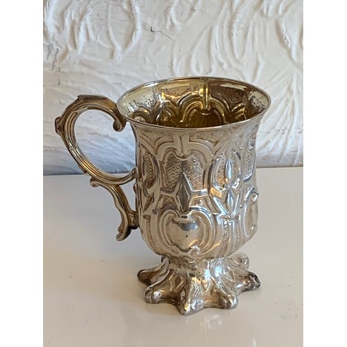 Victorian Silver Christening Cup With Decorations Robert And Slater Sheffield 1851 168gms 45 Hig 5464