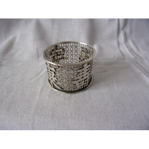 154 - Silver napkin ring 30g