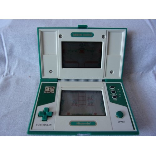 135 - Nintendo game & watch Greenhouse w/o