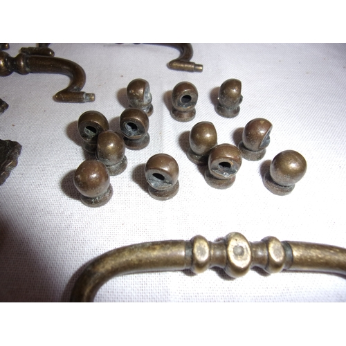 93 - Set of 6 Victorian draw handles