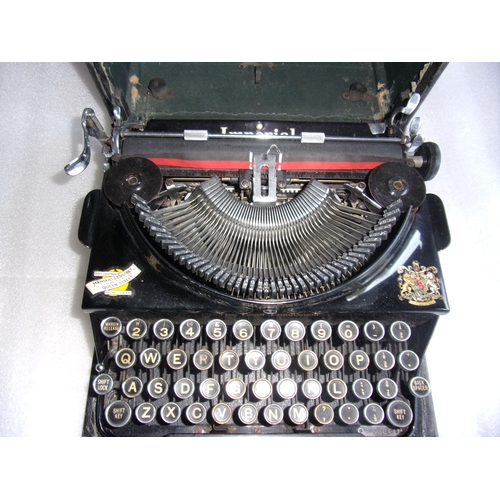 164 - Imperial The Good Companion Portable Typewriter 1930s