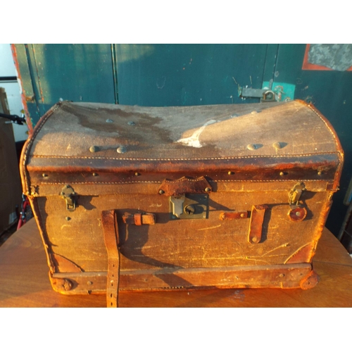 225 - Old leather trunk a/f