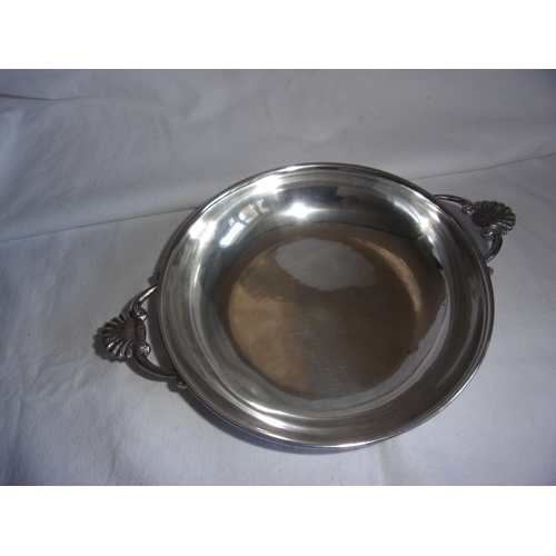 254 - Large 900 silver (tested) dish 221grams