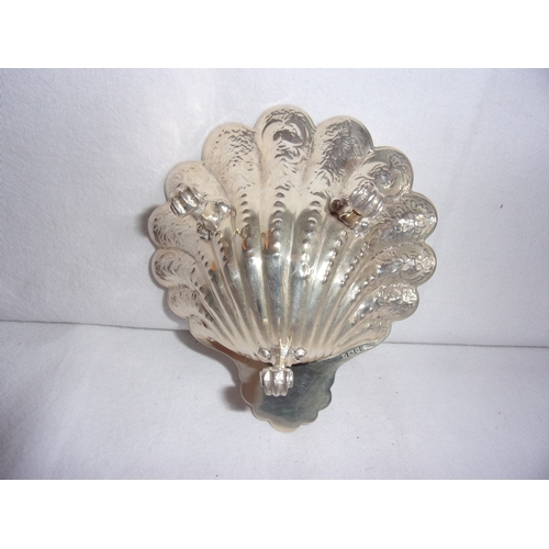 255 - Large HM silver shell shaped dish 113grams