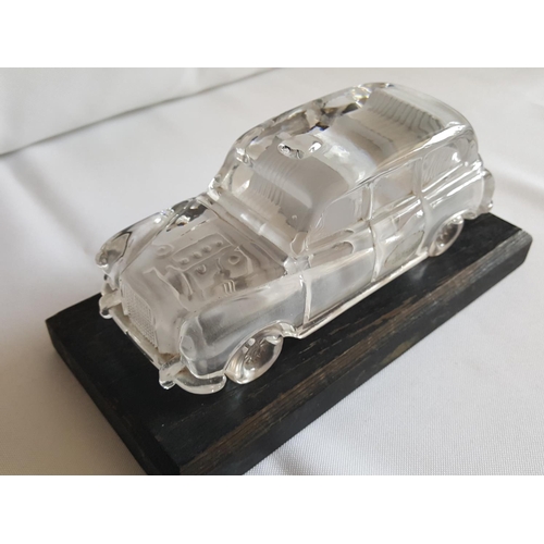 74 - Hofbauer crystal FX4 London Taxi paperweight