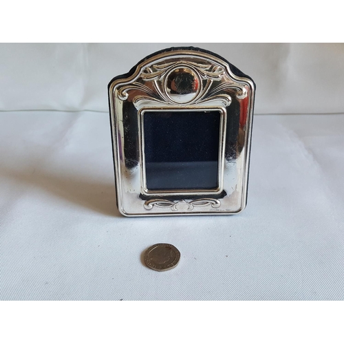 100 - HM silver photo frame